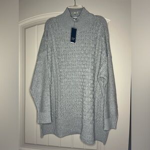 crown & ivy - Talbots - grey sweater - Small - NWT